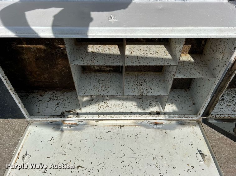 image for item EG1091 2007 Freightliner  Business Class M2 crane truck