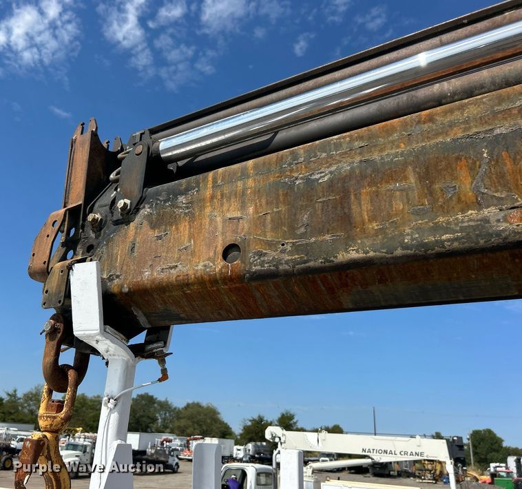 image for item EG1091 2007 Freightliner  Business Class M2 crane truck