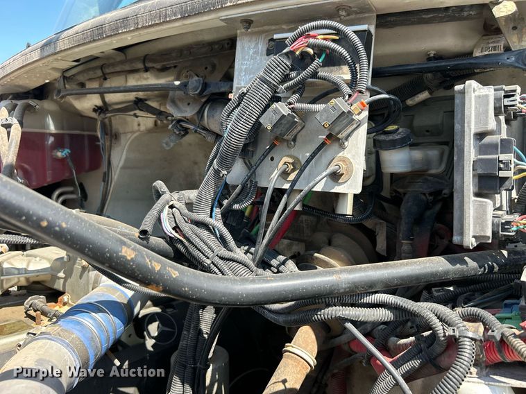 image for item EG1091 2007 Freightliner  Business Class M2 crane truck