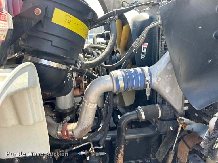 image for item EG1091 2007 Freightliner  Business Class M2 crane truck