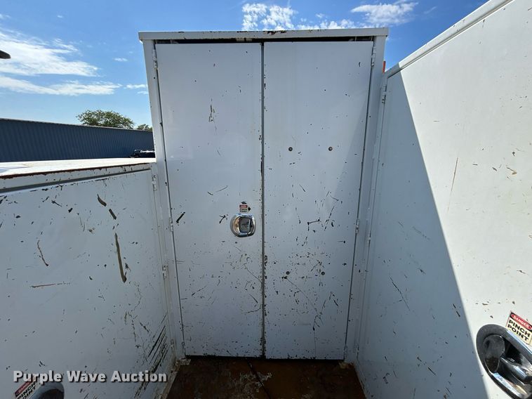 image for item EG1092 2007 Freightliner  Business Class M2 crane truck