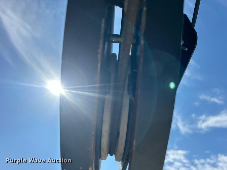 image for item EG1092 2007 Freightliner  Business Class M2 crane truck