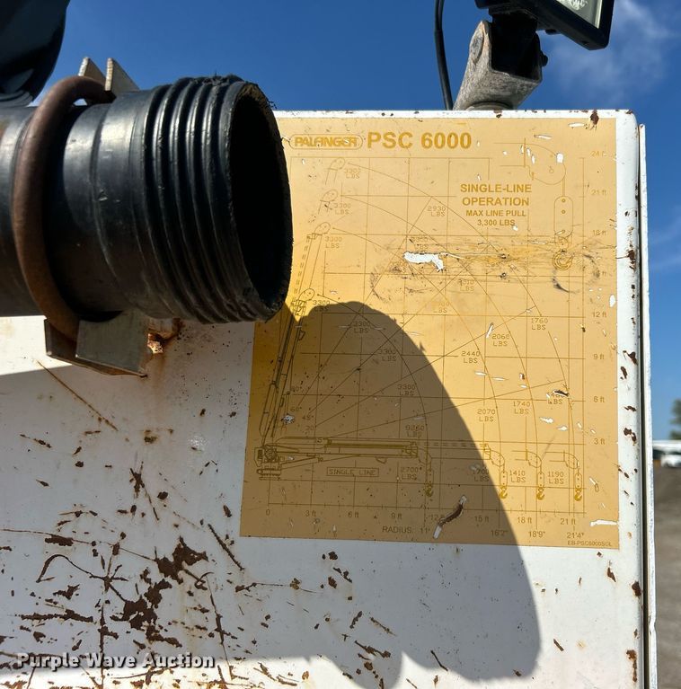 image for item EG1092 2007 Freightliner  Business Class M2 crane truck