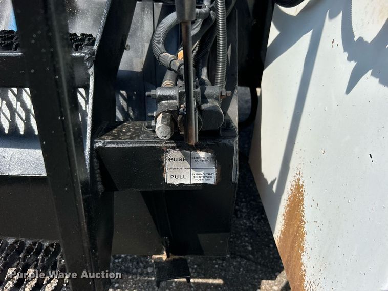 image for item EG1092 2007 Freightliner  Business Class M2 crane truck