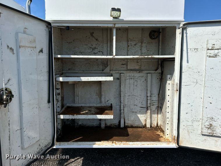 image for item EG1092 2007 Freightliner  Business Class M2 crane truck