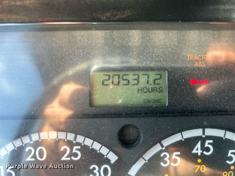 image for item EG1092 2007 Freightliner  Business Class M2 crane truck