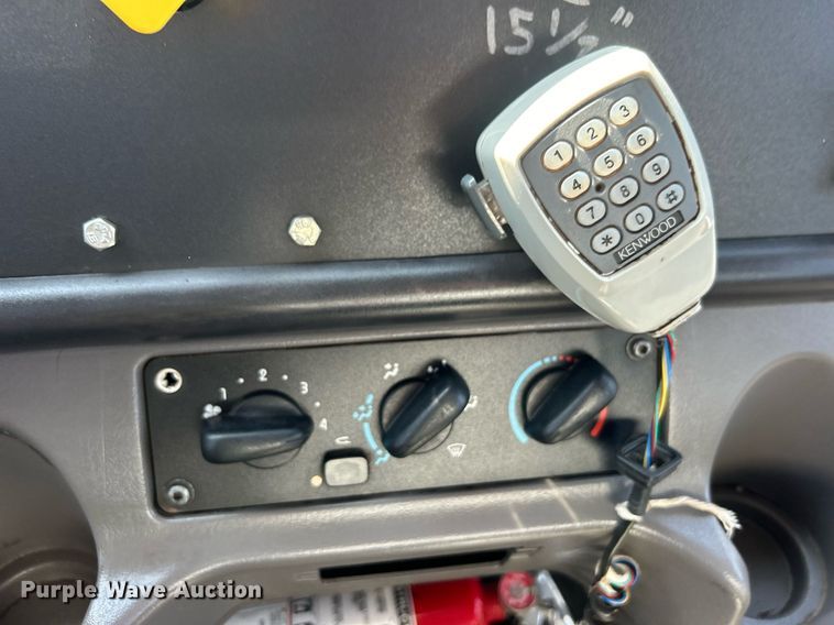 image for item EG1092 2007 Freightliner  Business Class M2 crane truck