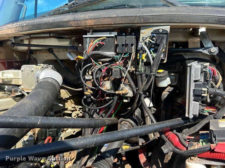 image for item EG1092 2007 Freightliner  Business Class M2 crane truck