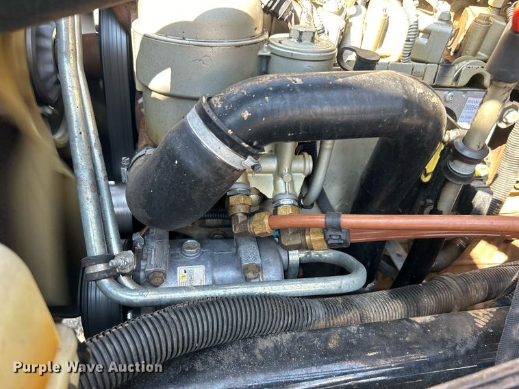 image for item EG1092 2007 Freightliner  Business Class M2 crane truck