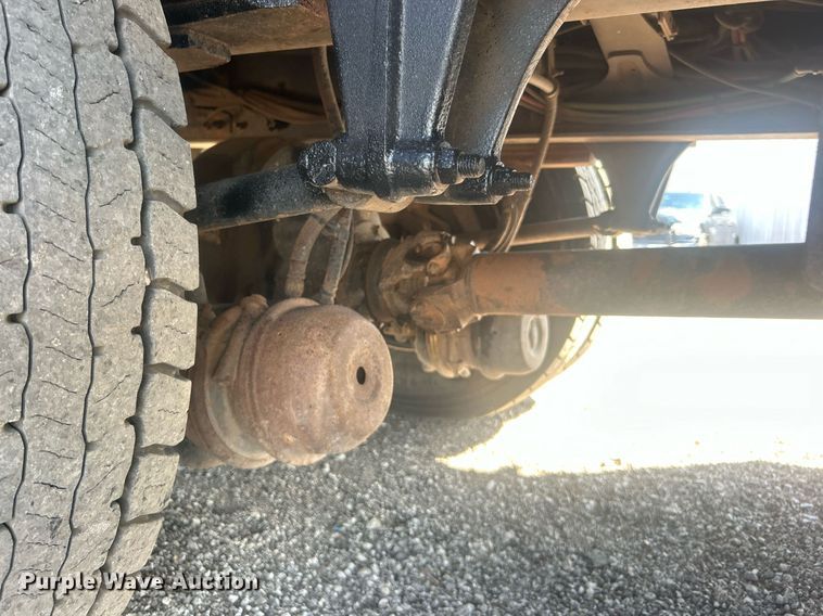 image for item EG1092 2007 Freightliner  Business Class M2 crane truck