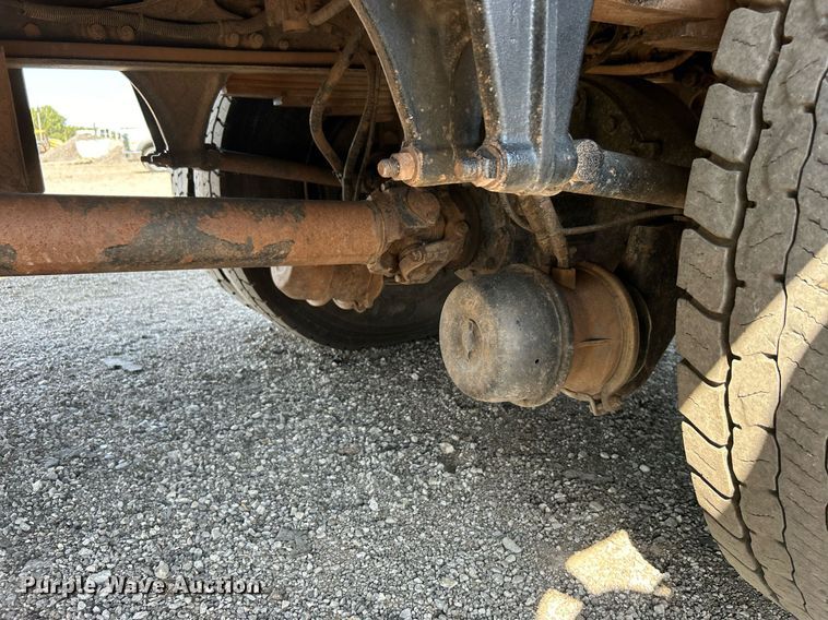 image for item EG1092 2007 Freightliner  Business Class M2 crane truck