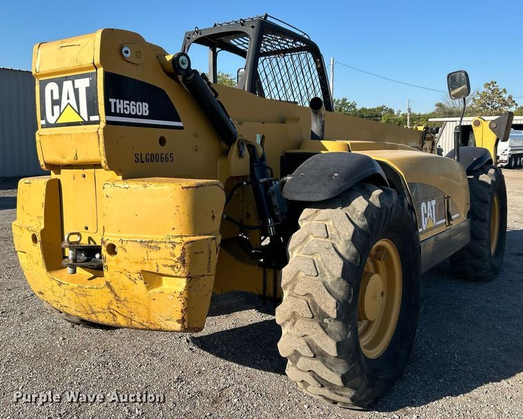 image for item EG1097 2004 Caterpillar  TH560B telehandler
