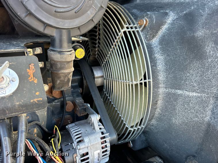 image for item EG1097 2004 Caterpillar  TH560B telehandler