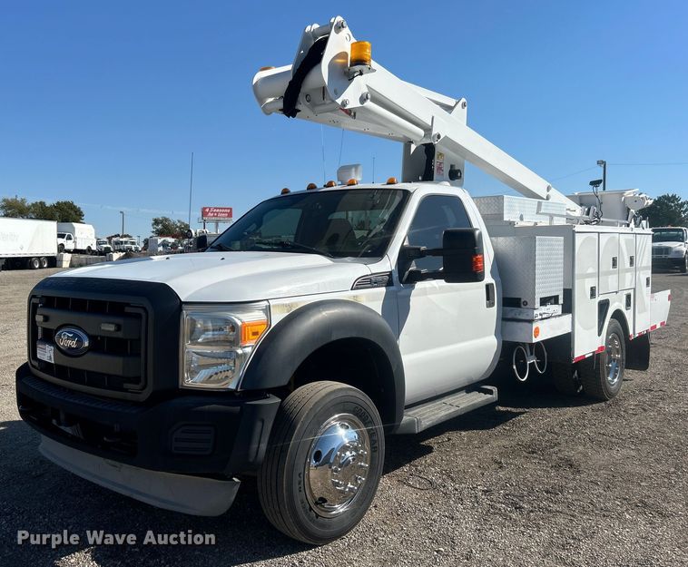 image for item EG1099 2012 Ford F550 Super Duty  bucket truck