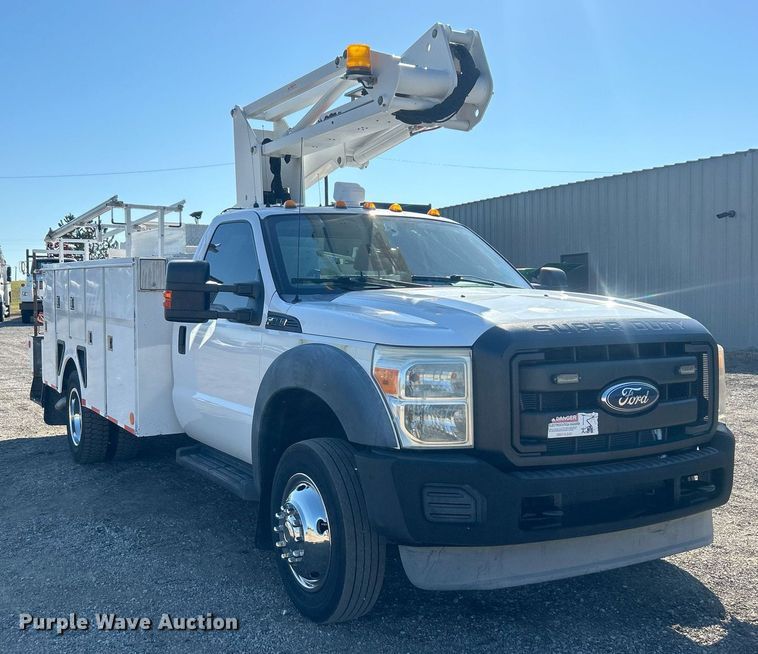 image for item EG1099 2012 Ford F550 Super Duty  bucket truck