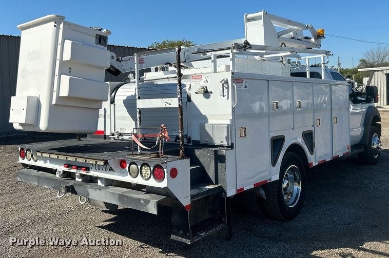 image for item EG1099 2012 Ford F550 Super Duty  bucket truck