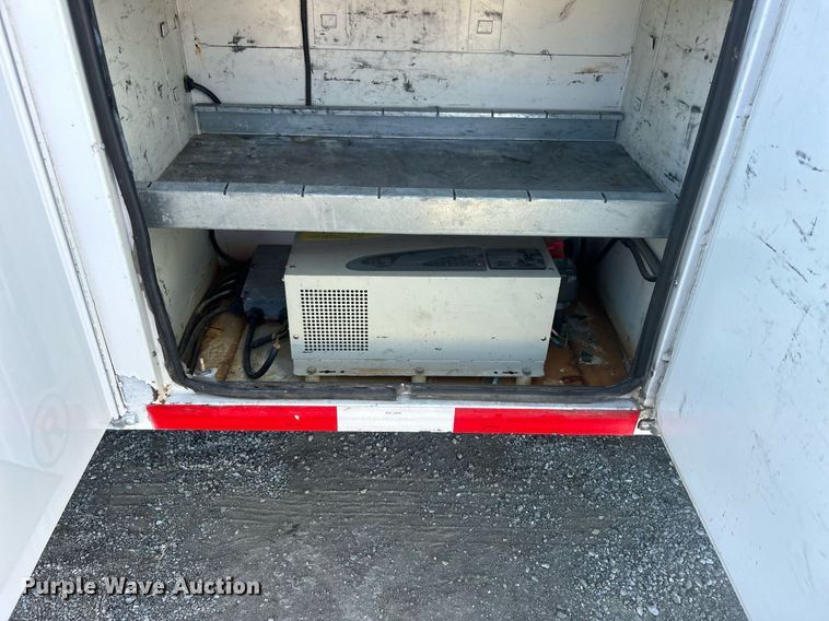 image for item EG1099 2012 Ford F550 Super Duty  bucket truck