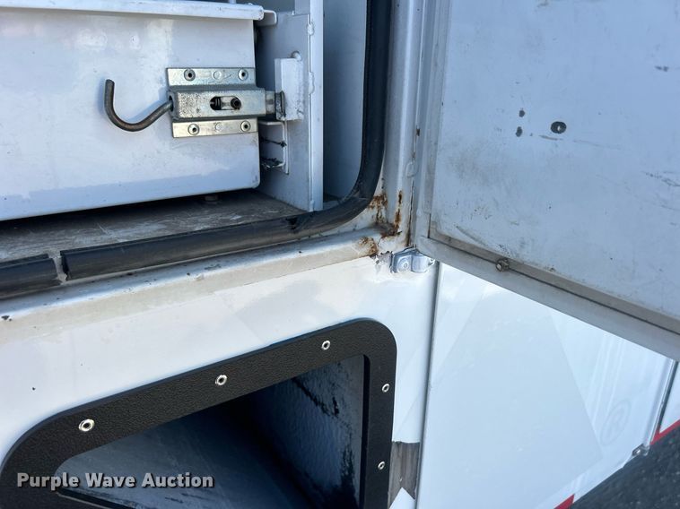 image for item EG1099 2012 Ford F550 Super Duty  bucket truck