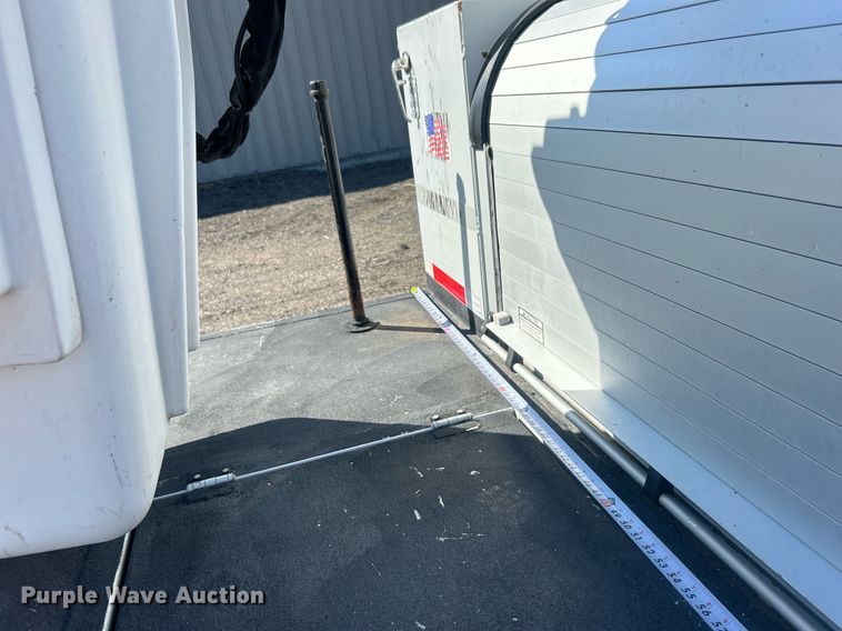 image for item EG1099 2012 Ford F550 Super Duty  bucket truck