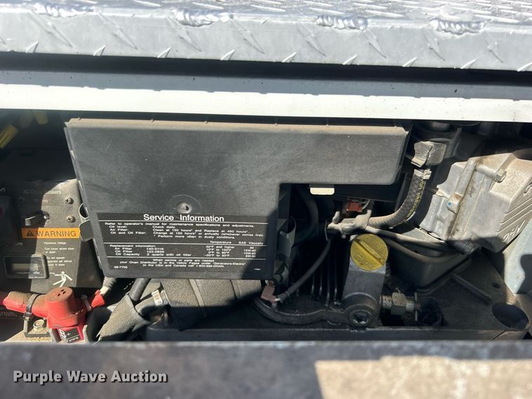 image for item EG1099 2012 Ford F550 Super Duty  bucket truck