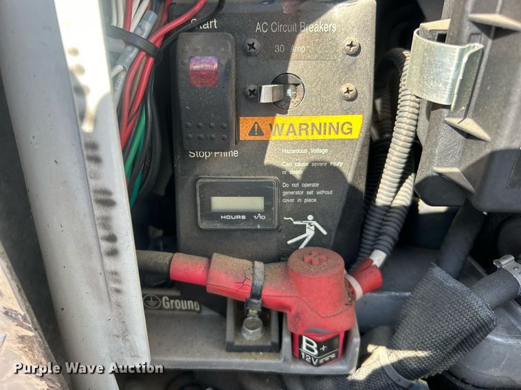 image for item EG1099 2012 Ford F550 Super Duty  bucket truck