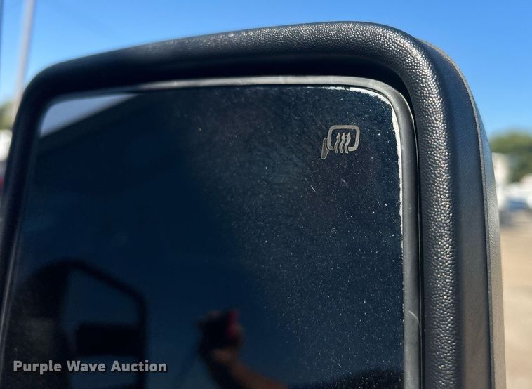 image for item EG1099 2012 Ford F550 Super Duty  bucket truck