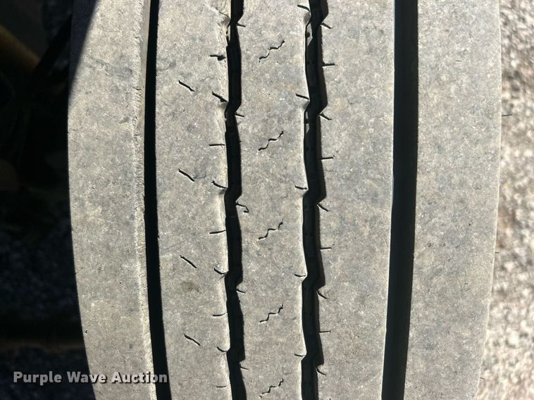 image for item EG1099 2012 Ford F550 Super Duty  bucket truck