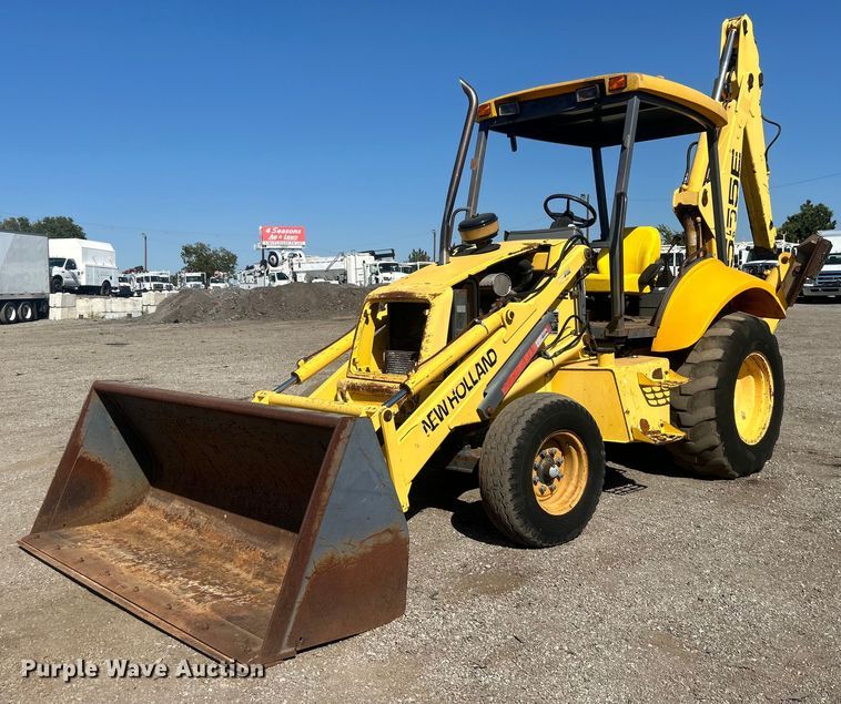 image for item EG1108 2000 New Holland 555E backhoe