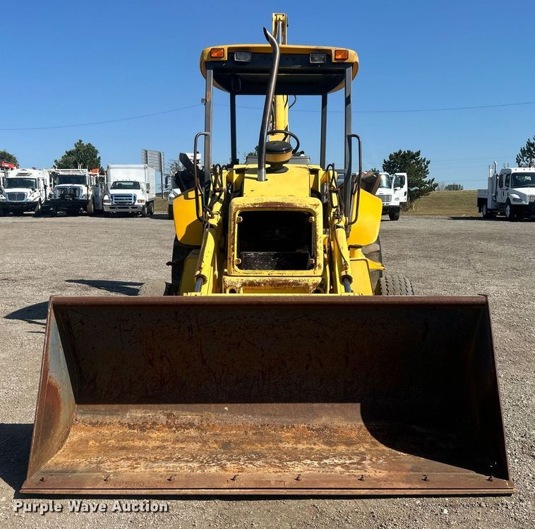 image for item EG1108 2000 New Holland 555E backhoe