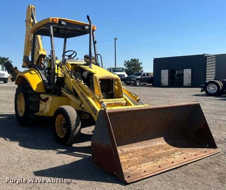 image for item EG1108 2000 New Holland 555E backhoe