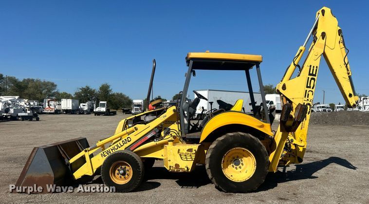 image for item EG1108 2000 New Holland 555E backhoe