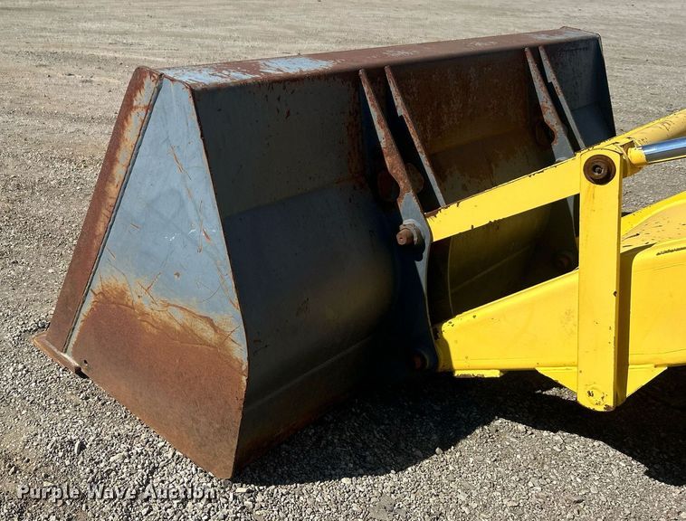 image for item EG1108 2000 New Holland 555E backhoe