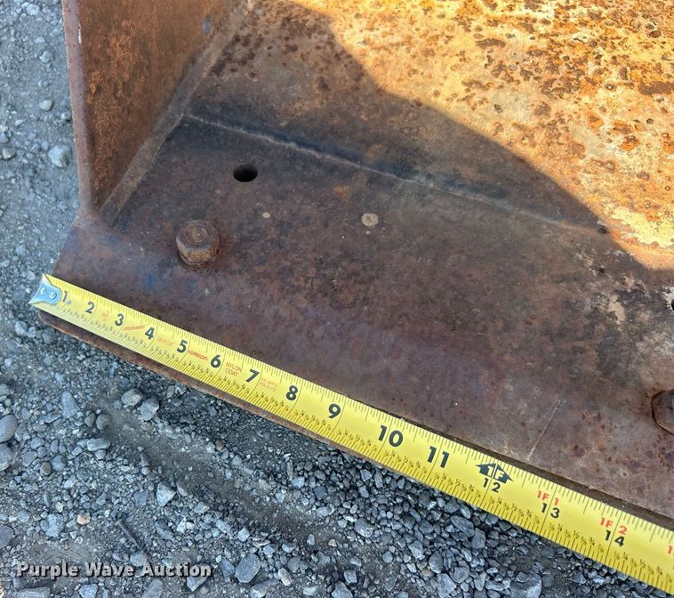 image for item EG1108 2000 New Holland 555E backhoe