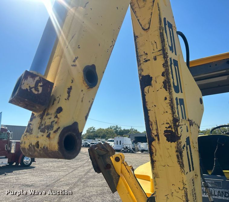 image for item EG1108 2000 New Holland 555E backhoe