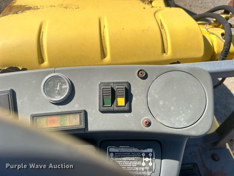 image for item EG1108 2000 New Holland 555E backhoe