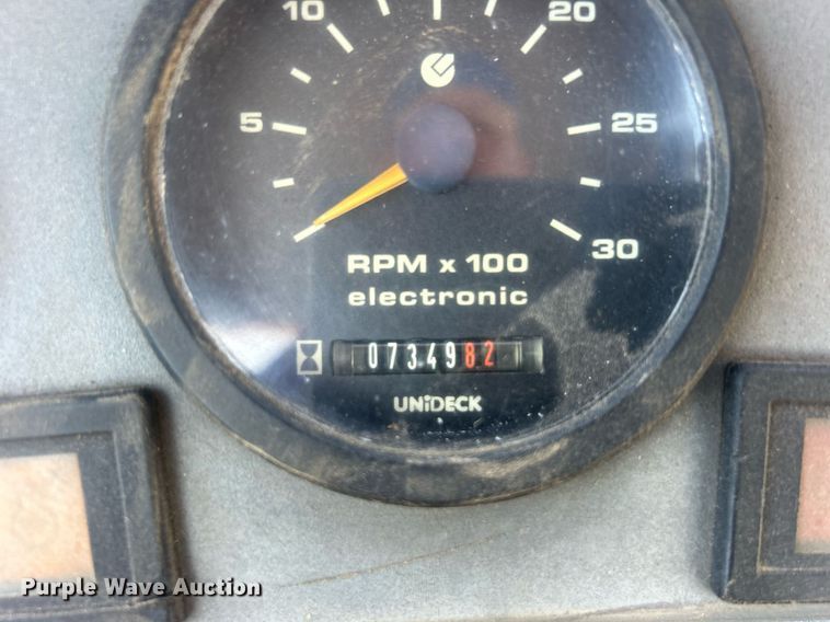 image for item EG1108 2000 New Holland 555E backhoe