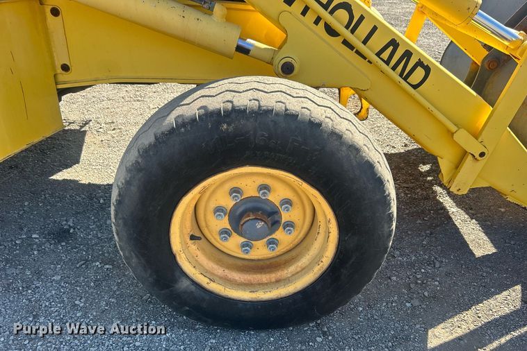 image for item EG1108 2000 New Holland 555E backhoe