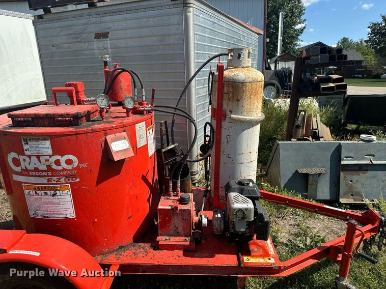 image for item EG6675 2011 Crafco EZ Pour  melter applicator