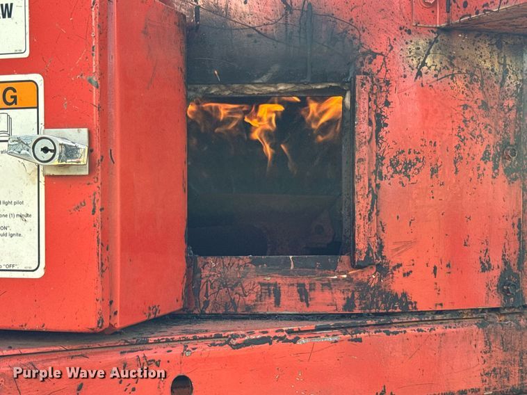 image for item EG6675 2011 Crafco EZ Pour  melter applicator