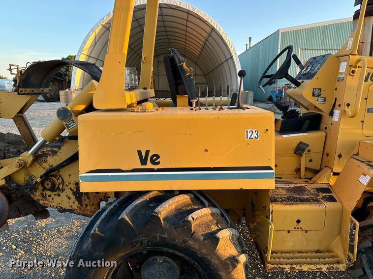 image for item EG6756 2000 Vermeer  V6500 trencher