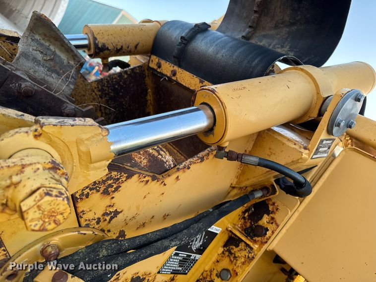 image for item EG6756 2000 Vermeer  V6500 trencher