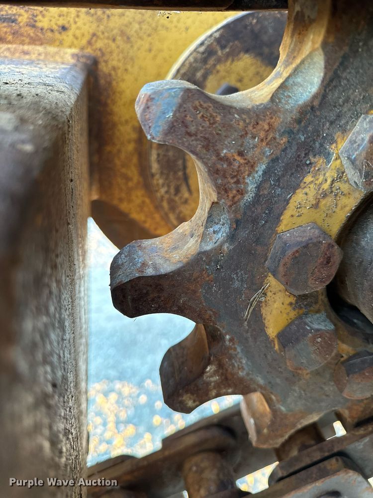 image for item EG6756 2000 Vermeer  V6500 trencher