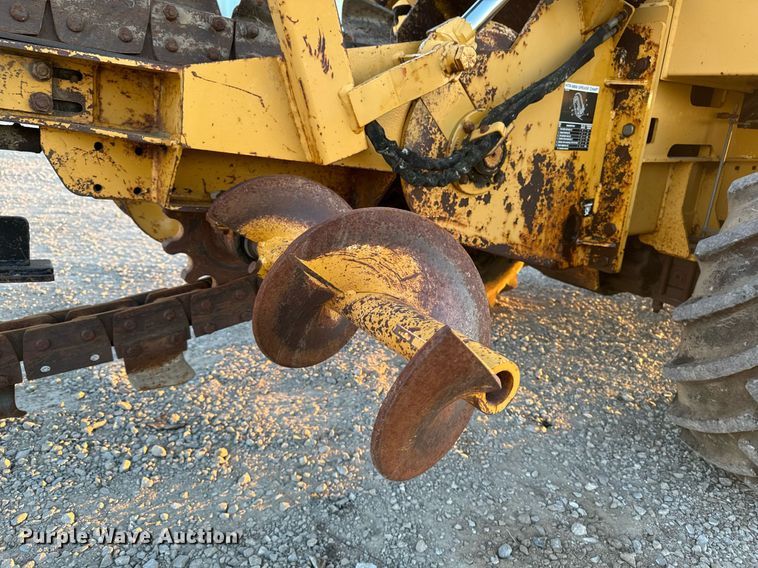 image for item EG6756 2000 Vermeer  V6500 trencher
