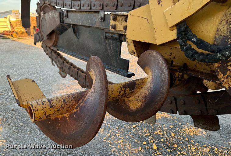 image for item EG6756 2000 Vermeer  V6500 trencher