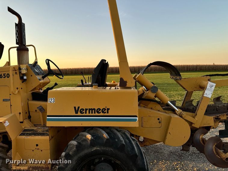 image for item EG6756 2000 Vermeer  V6500 trencher