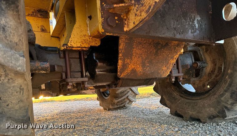 image for item EG6756 2000 Vermeer  V6500 trencher