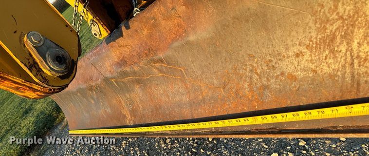 image for item EG6756 2000 Vermeer  V6500 trencher