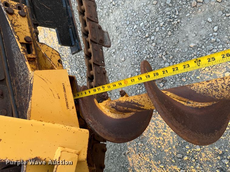 image for item EG6756 2000 Vermeer  V6500 trencher