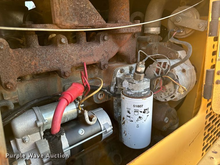 image for item EG6756 2000 Vermeer  V6500 trencher