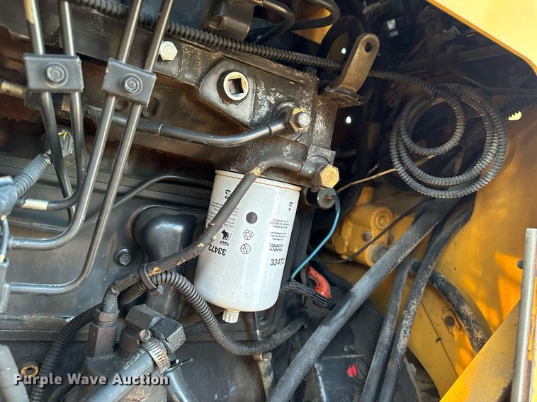 image for item EG6756 2000 Vermeer  V6500 trencher